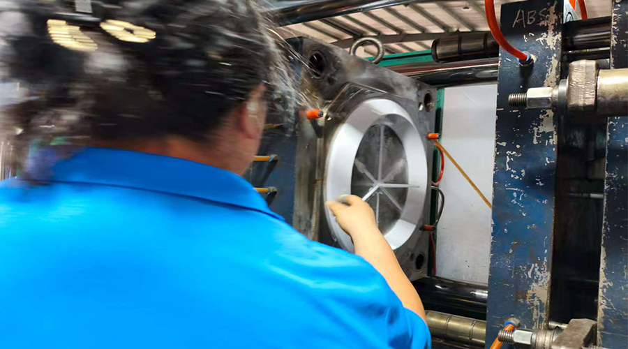 顺应时代潮流：金环电器节能型烘干机引领绿色家电新趋势